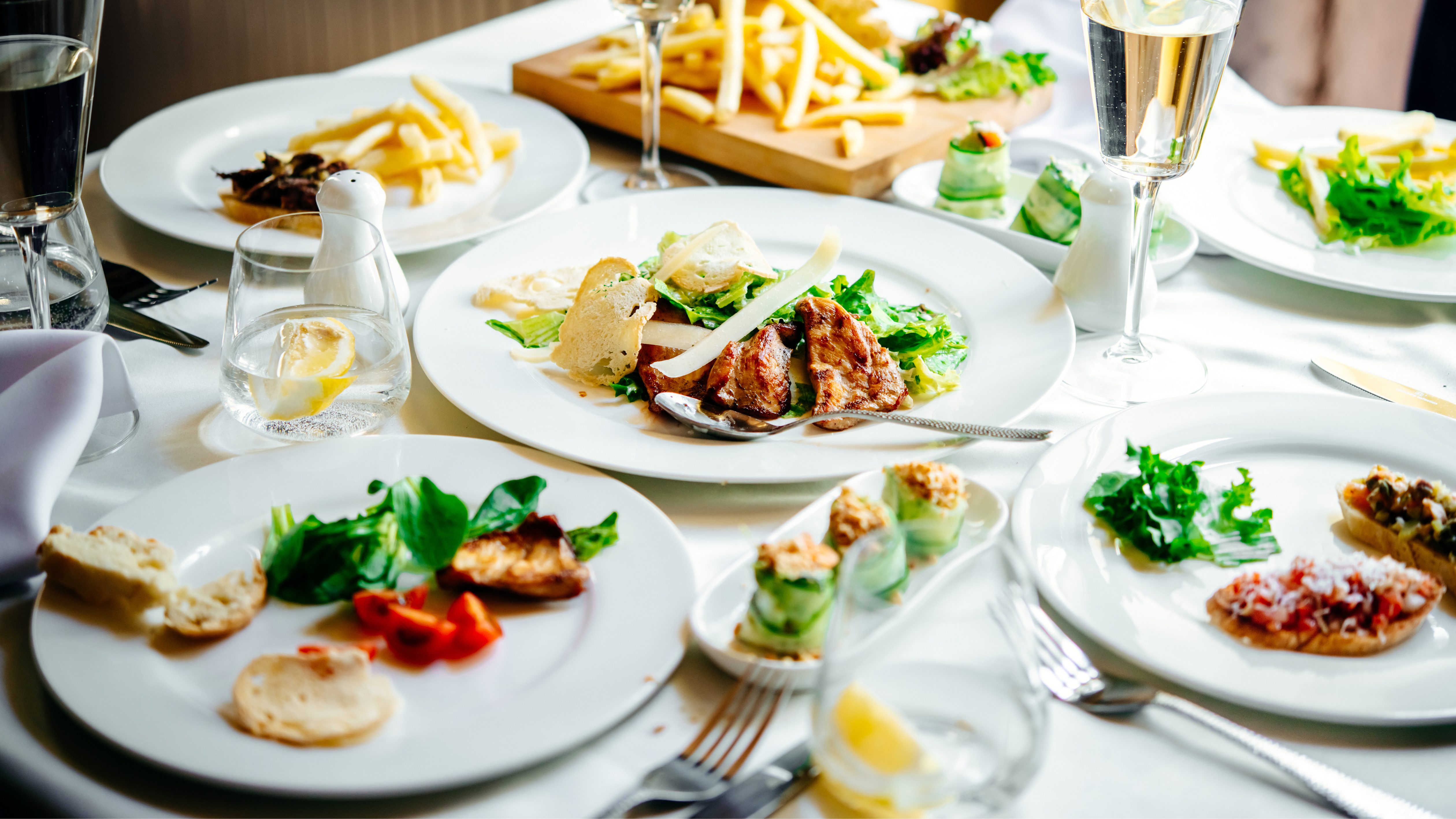 Set Up Your Dubai Restaurant Right: Common Licensing Mistakes to Avoid